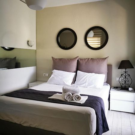 Frau Irenes Haus Appartement Sarti Buitenkant foto