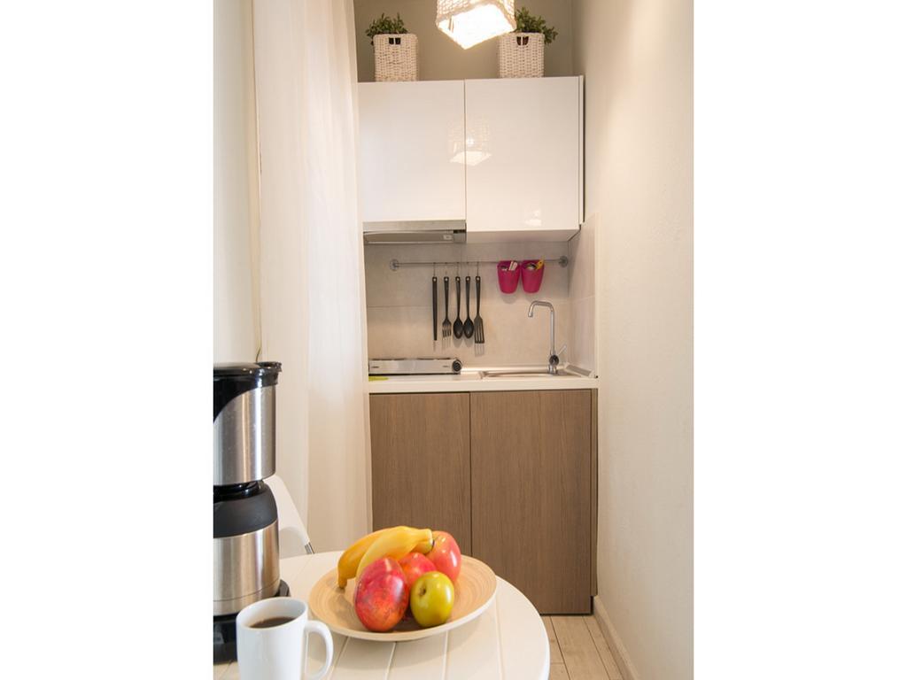 Frau Irenes Haus Appartement Sarti Buitenkant foto